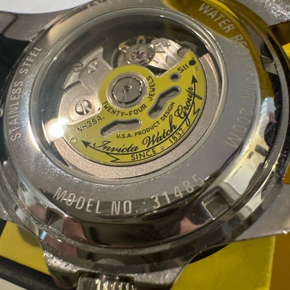 Invicta Pro Diver 44mm Black strap Automatic Watch RARE* NWT!! 600ft/200m - Picture 3 of 9